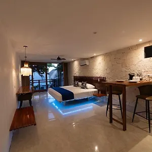 Retiro Maya Suites Tulum